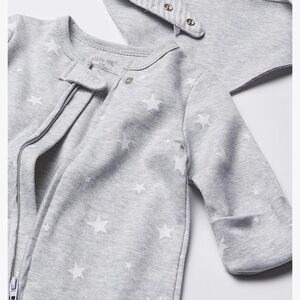 Little Me “Stars” Zip Footed One-Piece and Coordinating Bib, Size 6M